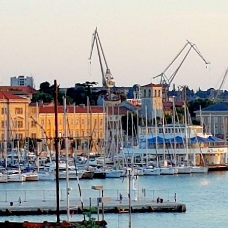 شقة App Obrovac In The Centre - With Amazing Sea View! بولا المظهر الخارجي الصورة