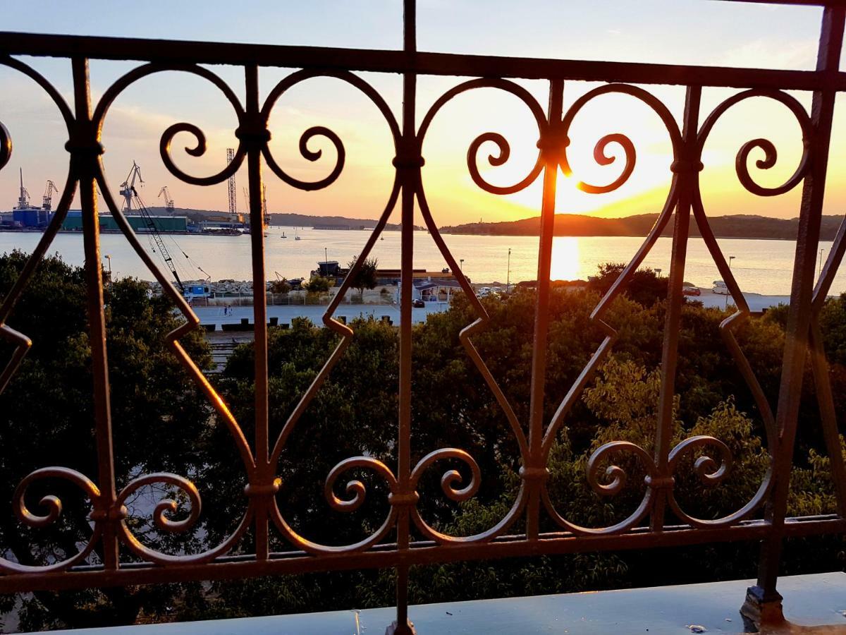 شقة App Obrovac In The Centre - With Amazing Sea View! بولا المظهر الخارجي الصورة